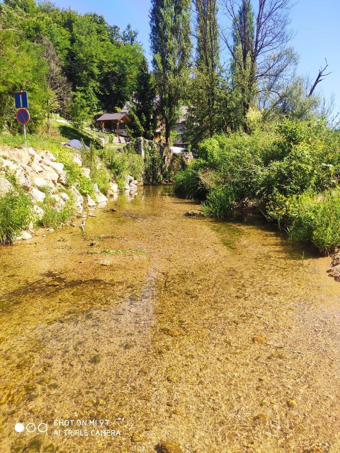 Smaragd River Near Rastoke & Plitvice Lakes Slunj Exteriér fotografie