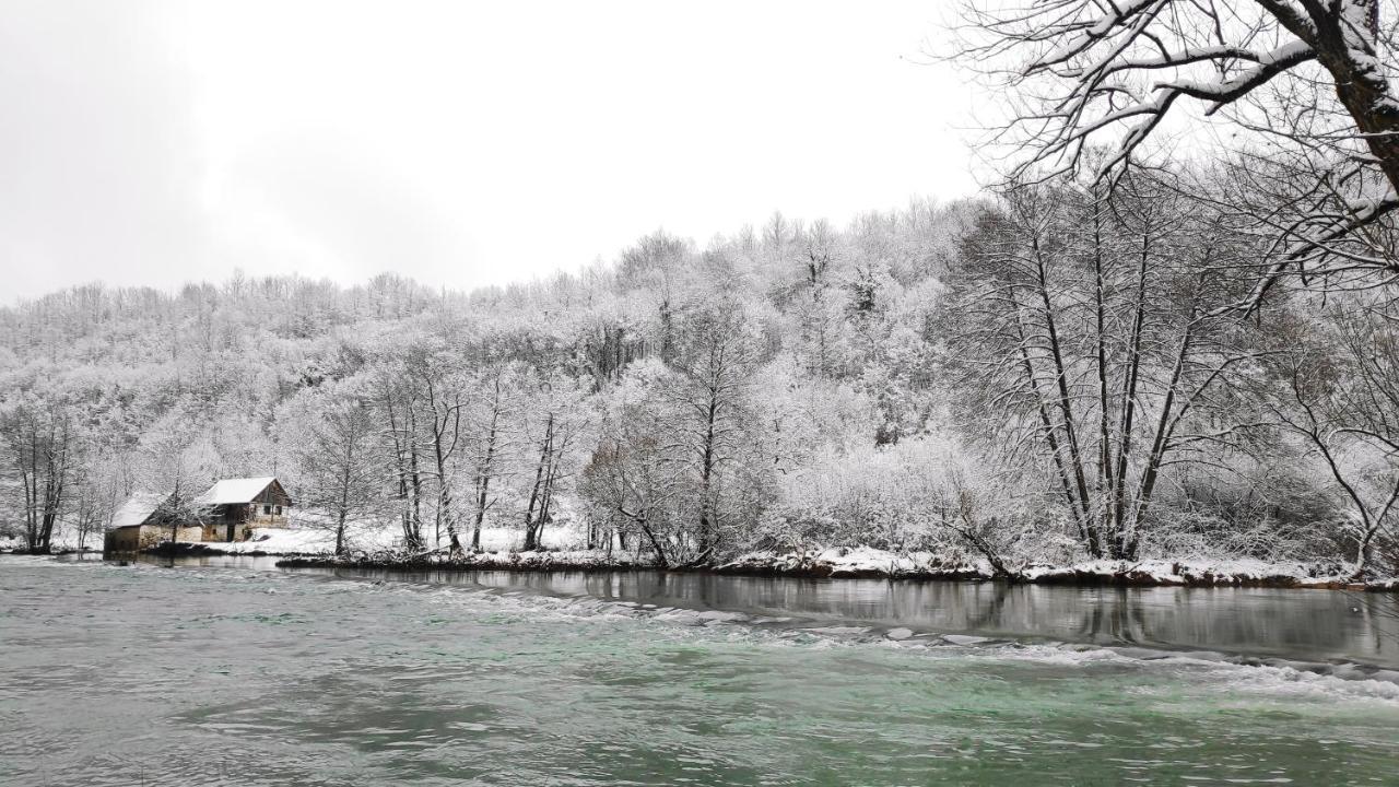 Smaragd River Near Rastoke & Plitvice Lakes Slunj Exteriér fotografie