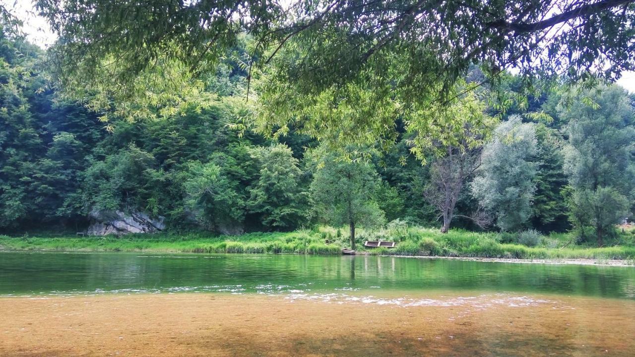 Smaragd River Near Rastoke & Plitvice Lakes Slunj Exteriér fotografie